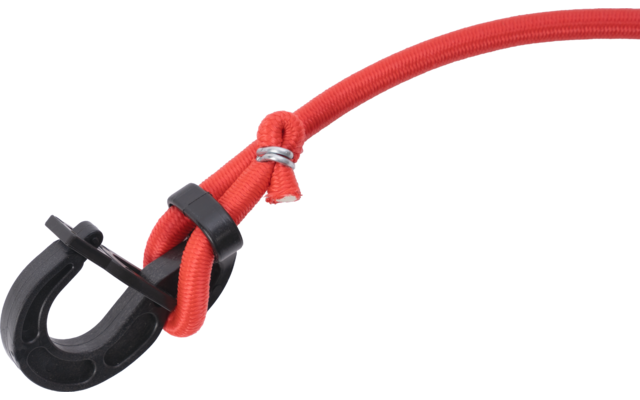 Rotes elastisches Seil mit schwarzem Kunststoffhaken, Knoten und Metallhülse auf transparentem Hintergrund