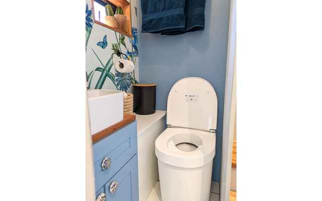 Image du produit Separett Tiny Trenntoilette mit Urinkanister 12 V / 110&ndash;230 V 1