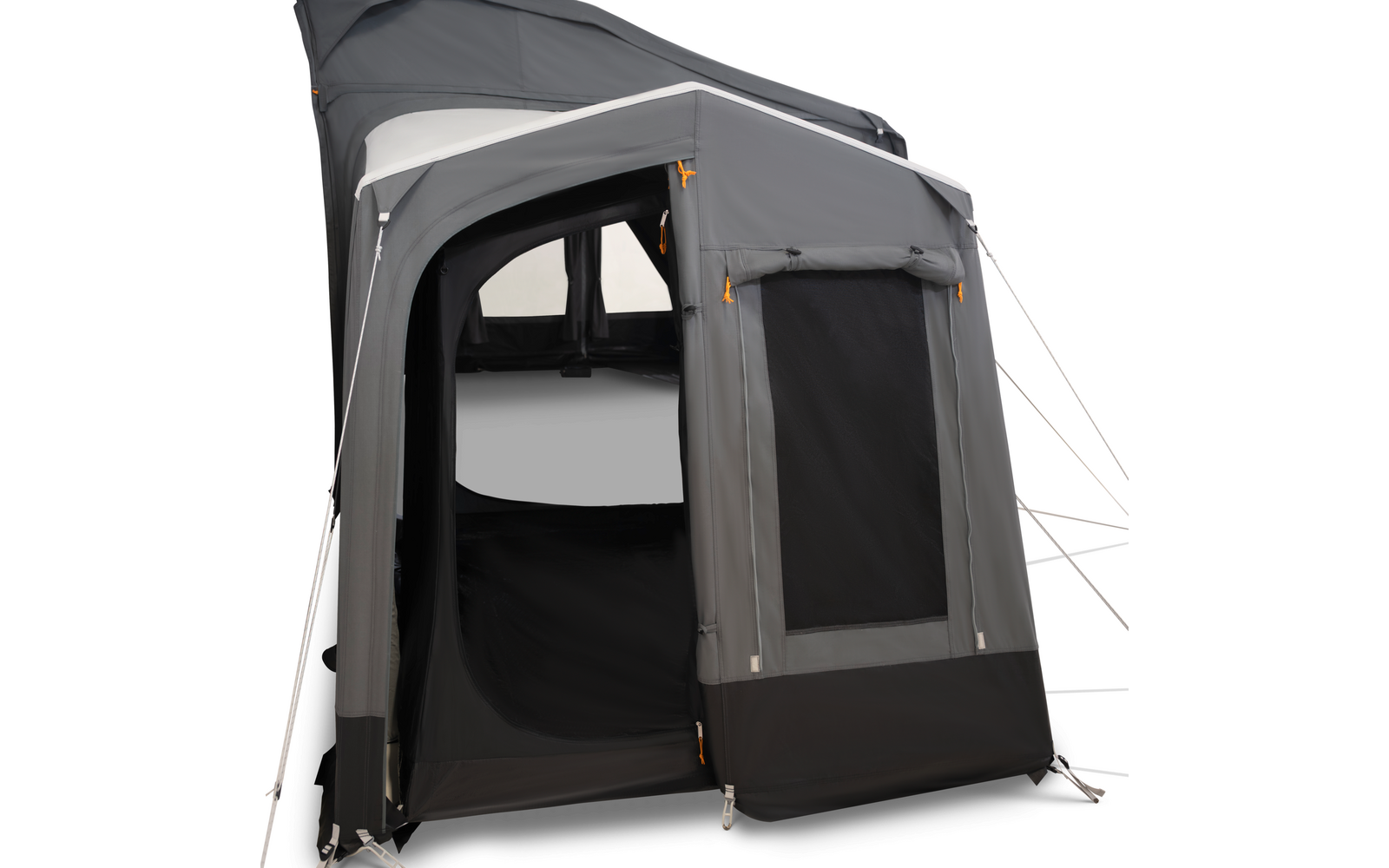 Graues Zelt mit offenem Eingang, rechteckigem Netzfenster, heller Dachkante und Abspannleinen