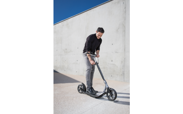 Produktbild Globber One NL 230 Ultimate Zweirad Scooter klappbar mit Handbremse 1