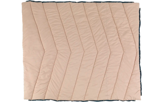 Beige doorgestikte deken met diagonale steken