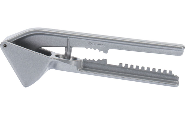 Zilverkleurig metalen object met twee lange grepen, scharnier voor, getande binnenvlakken, driehoekige voorkop