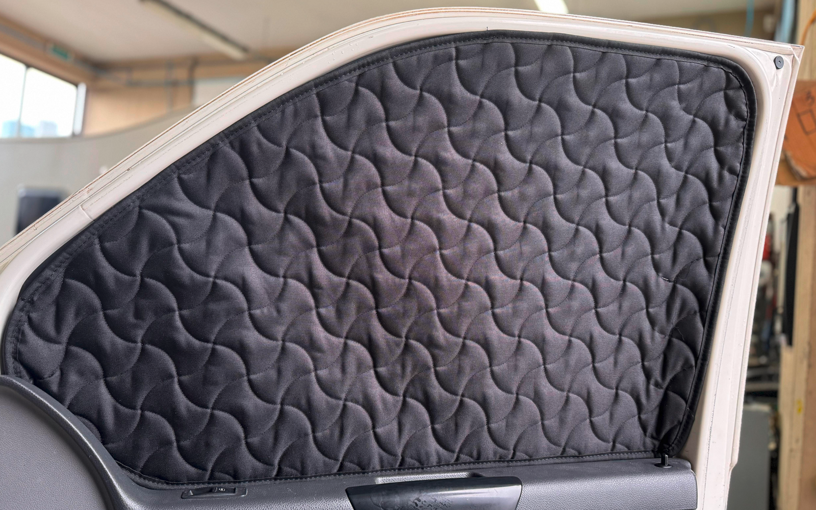 Product afbeelding Ideatermica Thermo-Innenrollo mit Magneten f&uuml;r  1