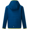 Blaue Jacke von hinten mit Kapuze, gestepptem Rücken, langen Ärmeln, gelben Kanten an Saum, Kapuzenrand und Bündchen, kleinem weißen Quadrat-Etikett mittig am Saum und kleinem Logo am linken Ärmel