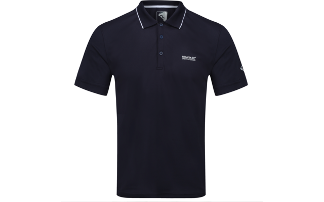 Dunkelblaues kurzärmeliges Poloshirt mit drei Knöpfen, weißer Paspel am Kragen und kleinem weißen Logo auf linker Brust und linkem Ärmel