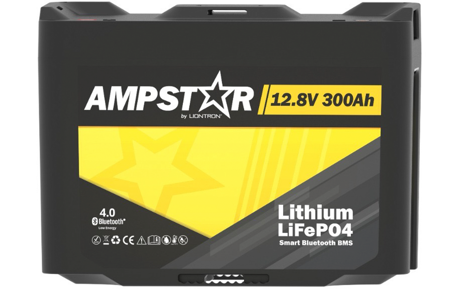 Schwarzer rechteckiger Akku mit gelb-schwarzem Etikett mit Aufdrucken AMPSTAR, 12.8V 300Ah, Lithium LiFePO4, Smart Bluetooth BMS, Bluetooth-Symbol und mehreren Piktogrammen