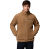 Mann trägt braune Fleecejacke mit Reißverschluss und Taschen