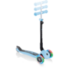 Kleine productafbeelding Globber Go Up Foldable Lights Kinderroller 3-in-1 Maximalgewicht 50 kg 1