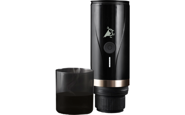 Schwarze Trinkflasche mit weißem Logo neben schwarzem Becher auf weißem Hintergrund
