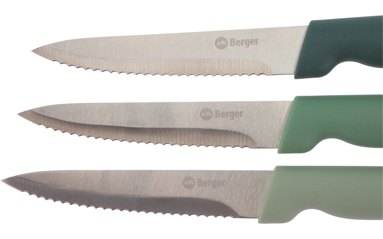 Tre coltelli seghettati affiancati con manici di plastica verdi, punte verso sinistra