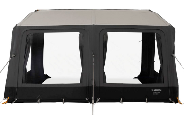 Tienda rectangular grande con techo gris claro, parte inferior negra y dos ventanas rectangulares, cuerdas a los lados, fondo blanco