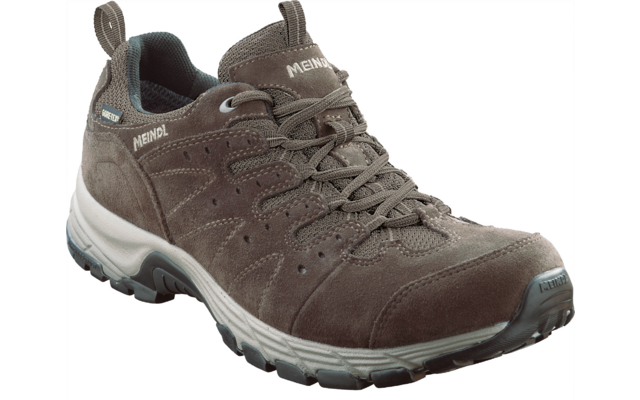 Brauner Wildleder-Wanderschuh mit Schnürsenkeln, profilierter Gummisohle und sichtbarem Markenlogo "MEINDL"