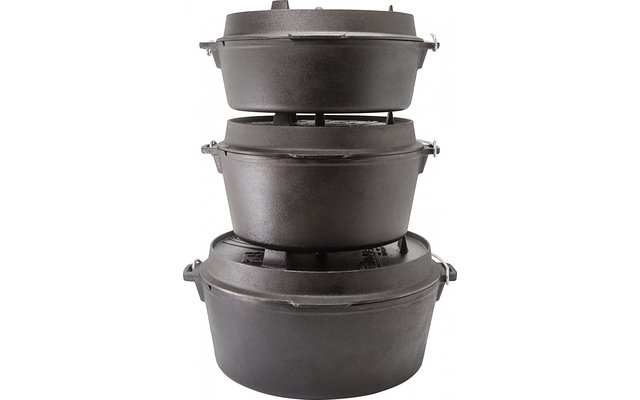 Petromax Dutch Oven Fire Pot 7.5 litres with lid and flat bottom