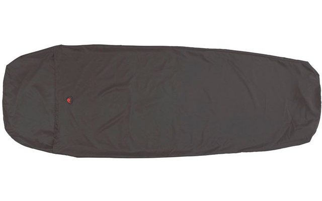 Geschlossener schwarzer Schlafsack auf weißem Hintergrund