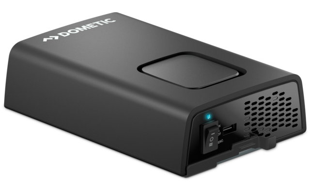 Schwarzes elektronisches Gerät mit Knöpfen und Anzeige auf der Vorderseite