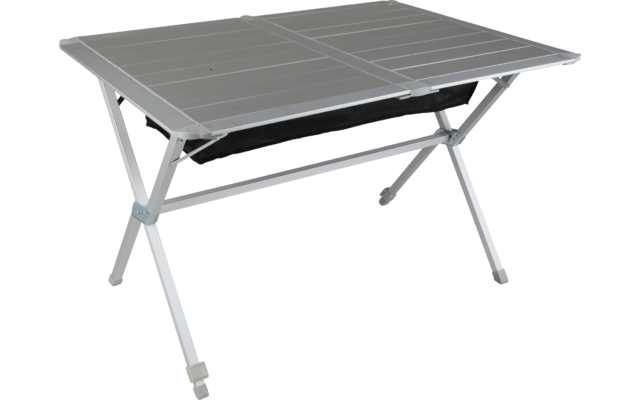 Kleiner grauer Campingtisch mit schwarchem Netz unter der Tischplatte auf weißem Hintergrund