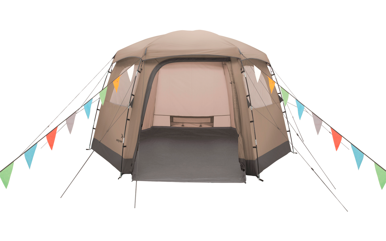 Braunes Zelt mit geöffnetem Eingang und bunten Wimpeln an den Seiten