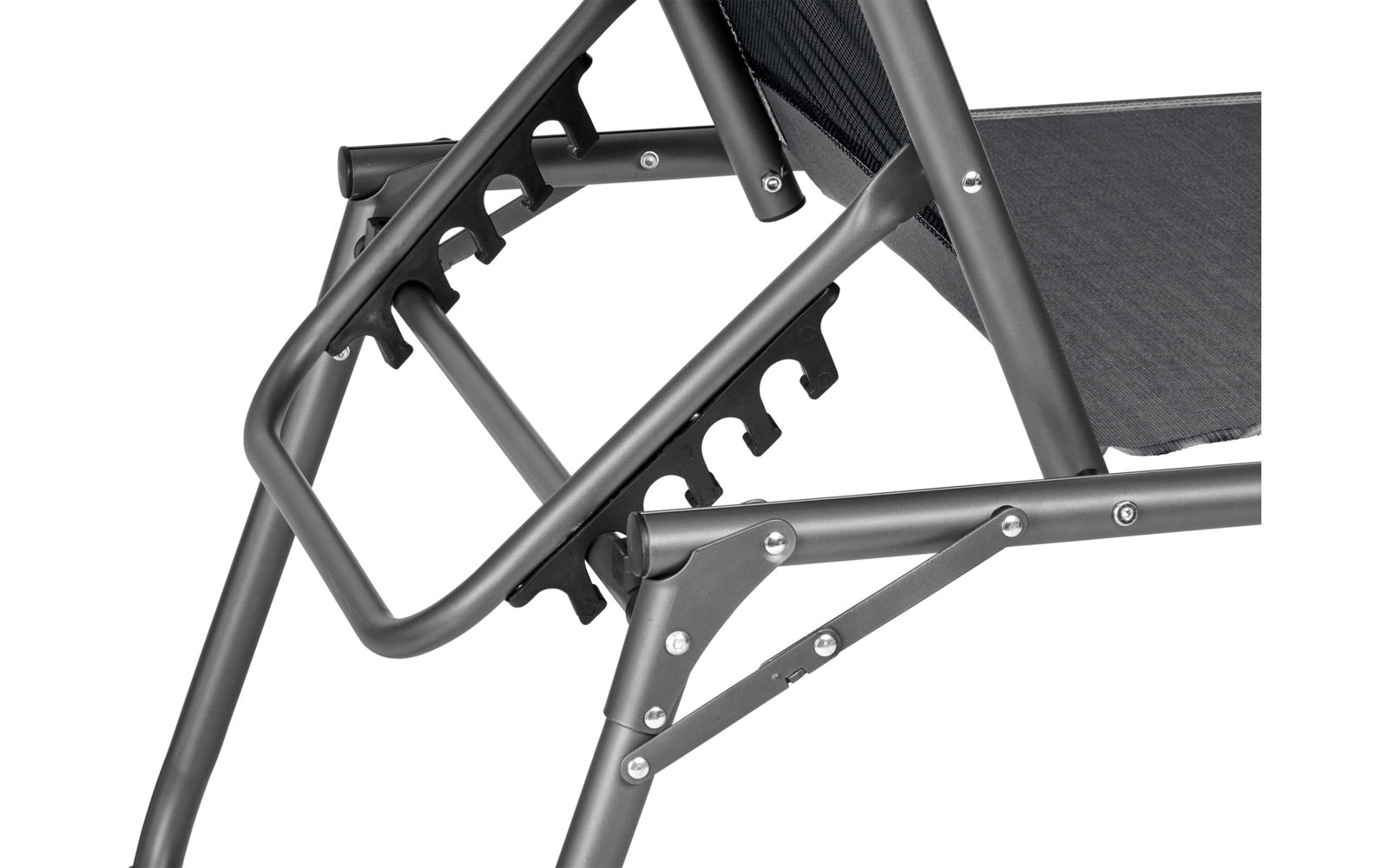 Nahaufnahme eines schwarzen Stuhlgestells mit verstellbarer Rückenlehne