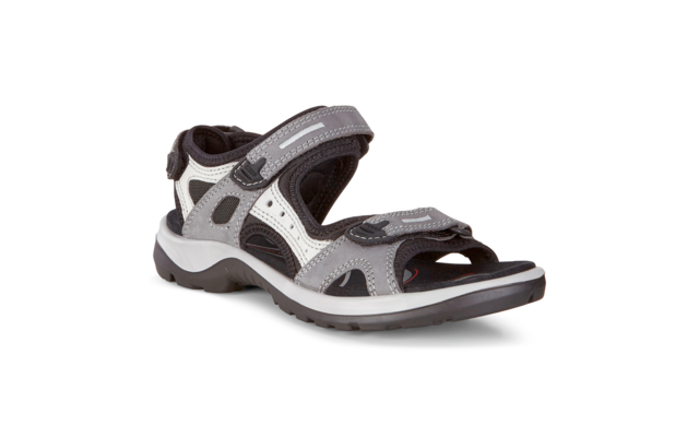 Graue Sportsandale mit Riemen und Klettverschluss auf weißem Hintergrund