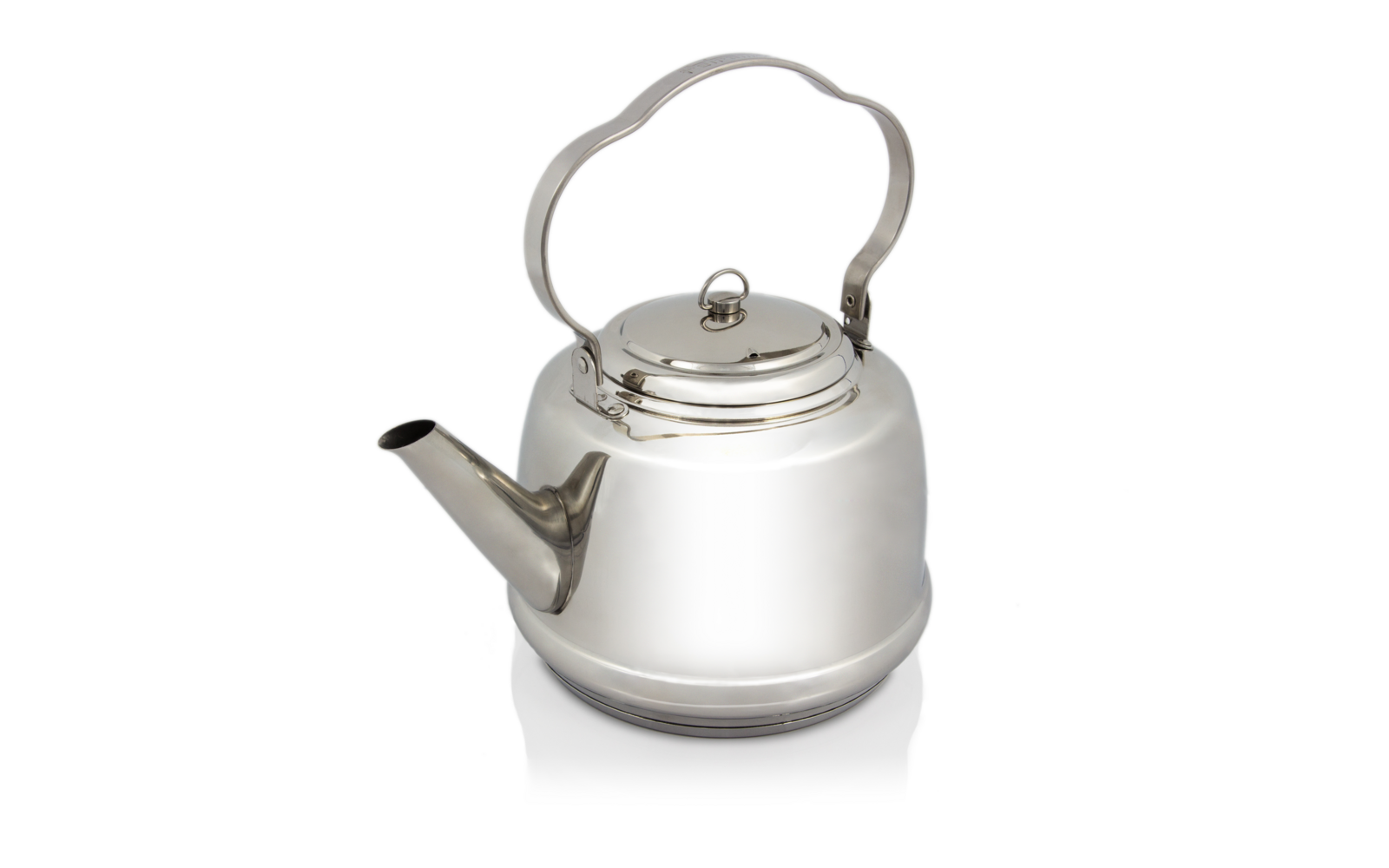 Silberner Teekessel mit rundem Körper und hohem Griff