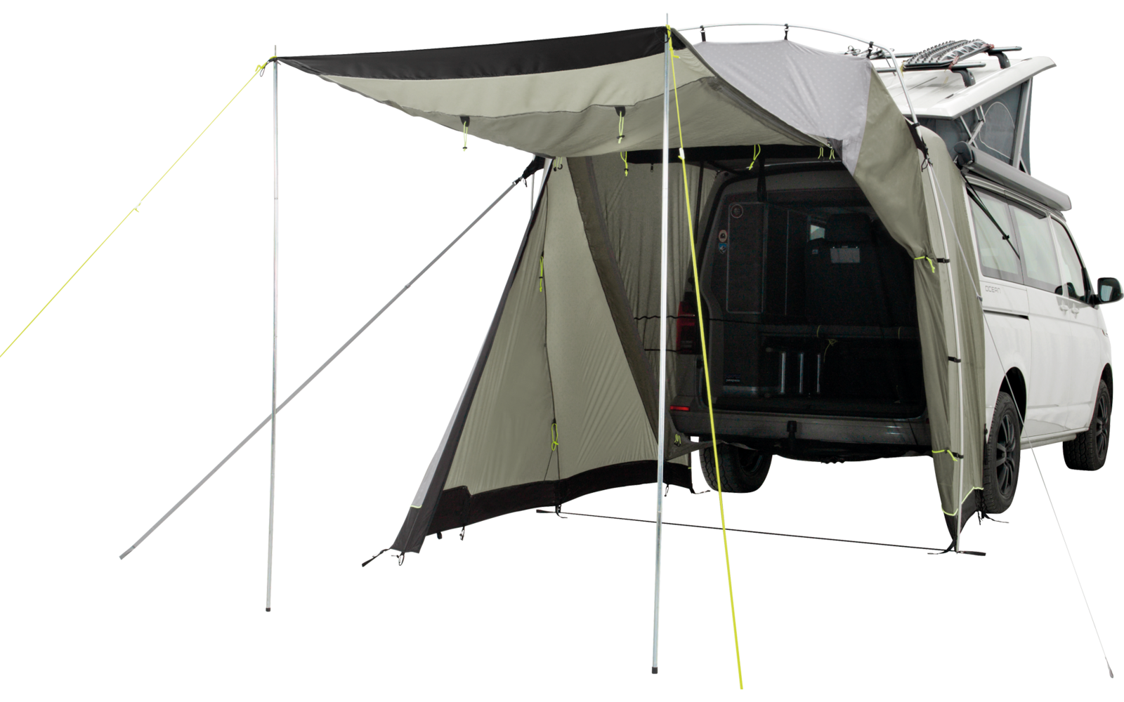 Ein graues Zelt mit geöffnetem Eingang, im Freien aufgestellt