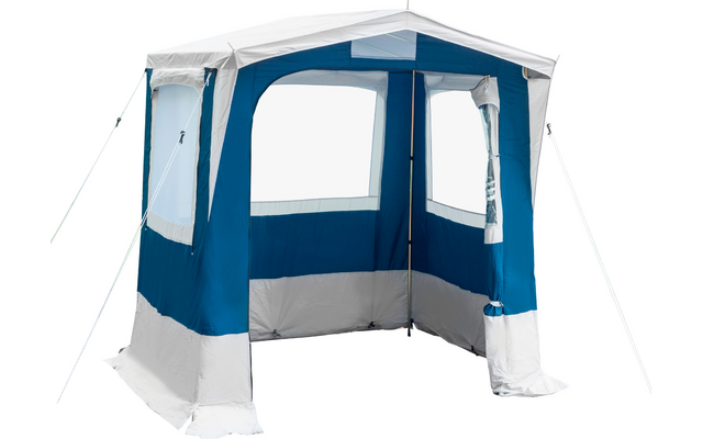 Blau-weißes Freiluftzelt mit transparenten Fenstern und offenem Eingang