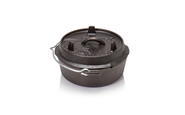 Gietijzeren braadpan met deksel en handvat