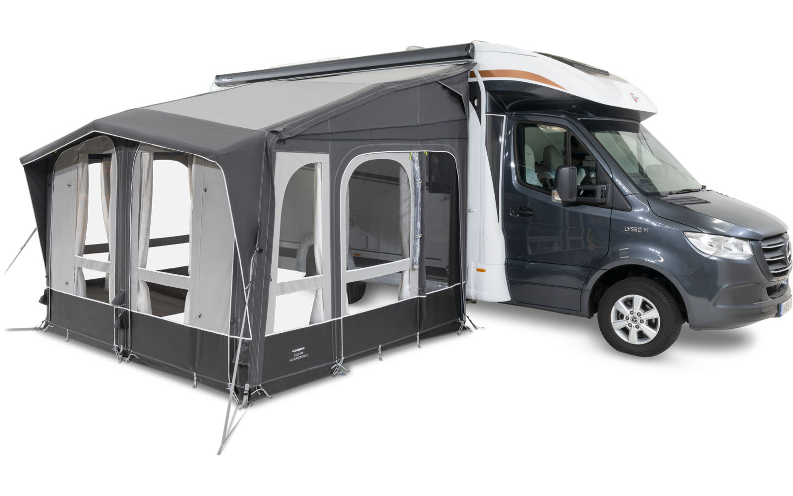 Camper con veranda grigia attaccata con finestre
