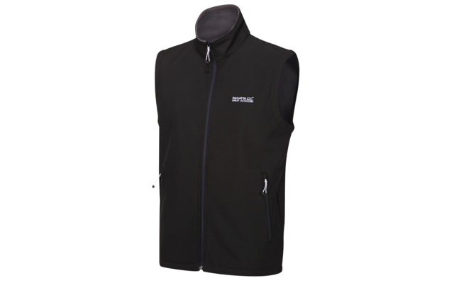 Zwarte mouwloze softshell-vest met ritssluiting en zijzakken