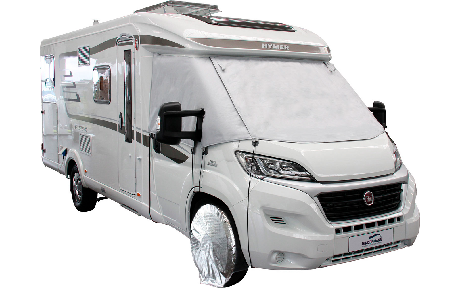 Camper bianco visto da davanti a destra
