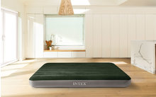 Intex airbed with integrated pump