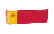 Rücklicht eines Fahrzeugs in rot und orange