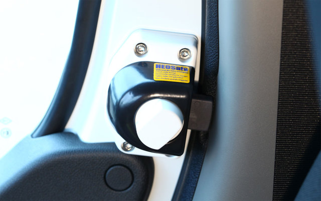 Cerradura de cerrojo HEOsafe para las puertas de la cabina (Renault Master, Opel Movano, Nissan NV 400 desde 2010 e Iveco Daily desde 2014)