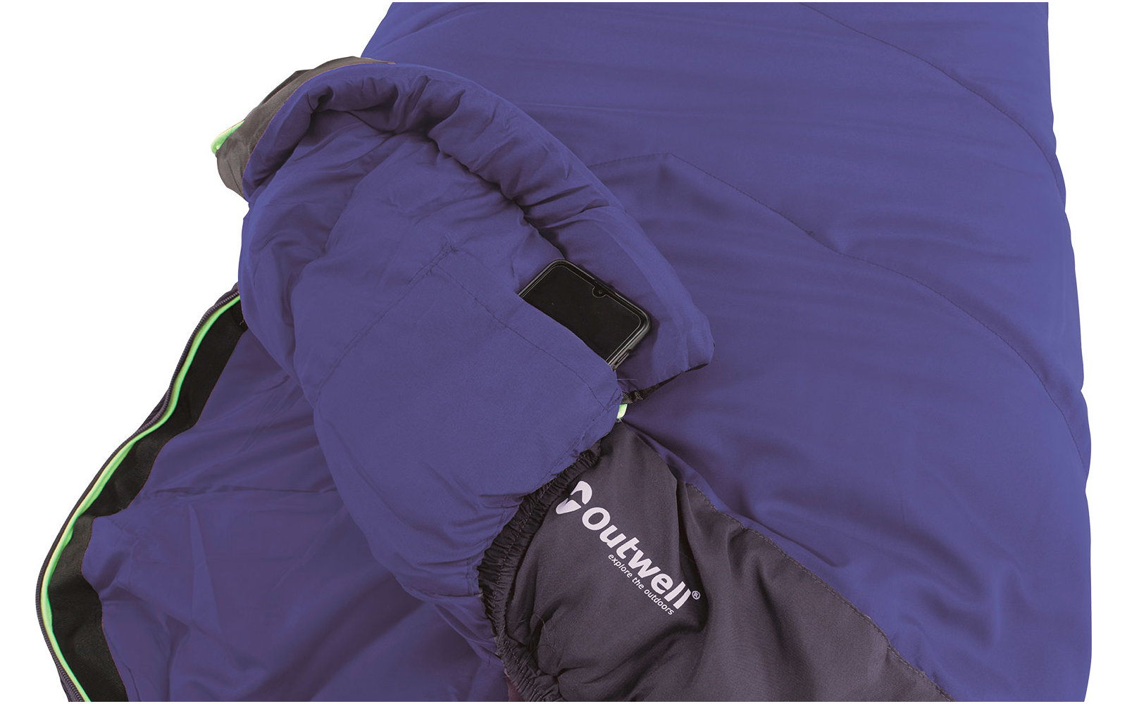 Blauer Schlafsack mit schwarzem Innenfutter
