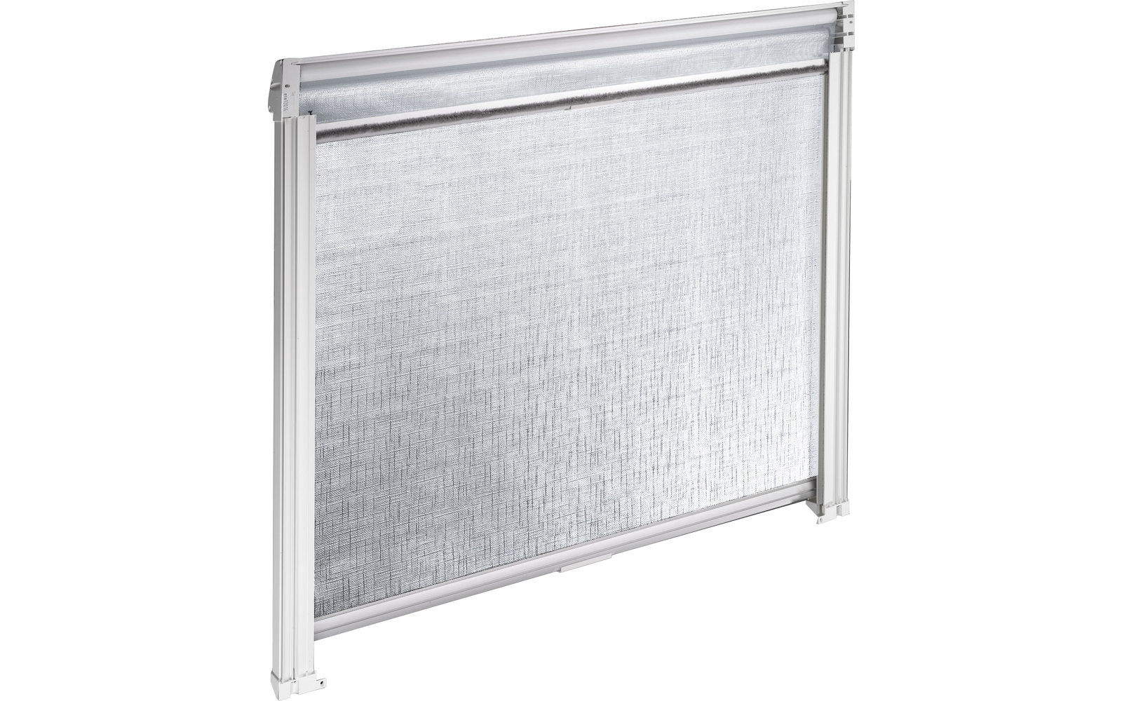 Weißes leicht transparentes Rollo vor weißem Hintergrund