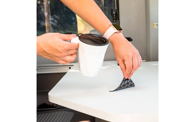 Tazza con coperchio silwy® Magnet-Coffeecup magnetica con sottobicchiere in nano gel metallico 300 ml