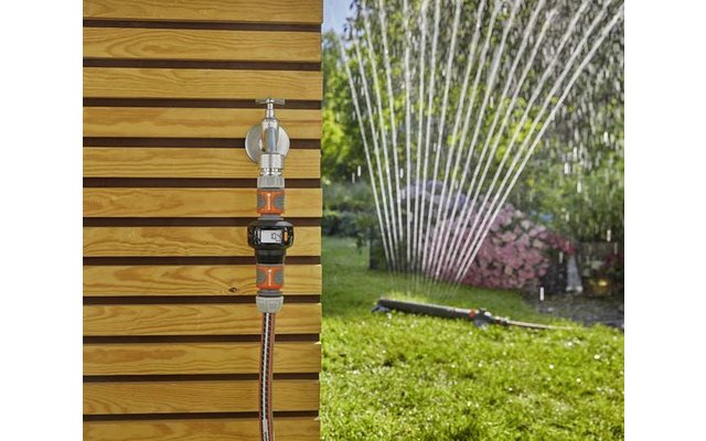 AquaCount water meter with anti-splash function