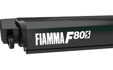 Fiamma F80s Markise Gehäusefarbe Deep Black Tuchfarbe Royal Grey 