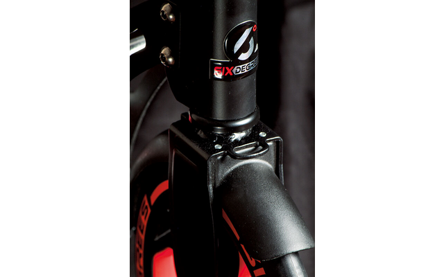 Zes Graden Aluminium Pro Opvouwbare Scooter Zwart / Rood