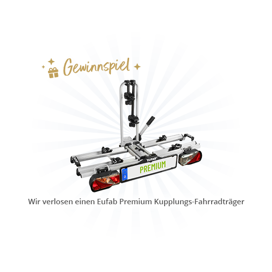 Silberner Kupplungs-Fahrradträger mit zwei Schienen und Rückleuchten vor blauem Strahlenkreis; goldener Schriftzug 'Gewinnspiel' mit Sternen; weißes abgerundetes Feld mit dem Text 'Wir verlosen einen Eufab Premium Kupplungs-Fahrradträger'