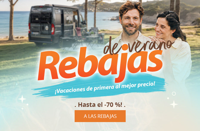 Dos personas sonrientes (hombre y mujer) delante de una autocaravana en la costa; texto grande "Soldes d'été", texto pequeño "Jusqu'au 21 juillet" y botón naranja "PROFITEZ-EN"