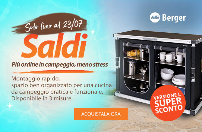 Armadio da cucina nero con due ante aperte, ripiani con piatti bianchi, ciotole, tazze e bicchieri, piano di lavoro nero con piano cottura; a sinistra la grande scritta arancione "Soldes" su sfondo turchese con testo francese ("Dernière semaine" visibile); pulsante arancione "J'EN PROFITE" in basso; adesivo rotondo rosso "OFFRE SPECIALE SUR LES TAILLES M & L" sull'armadio; logo "Berger" in alto a destra